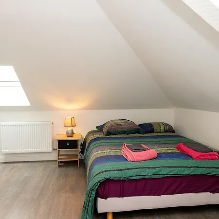 T5 Apartment