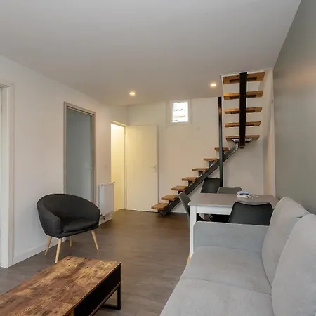 Apartment T5 *