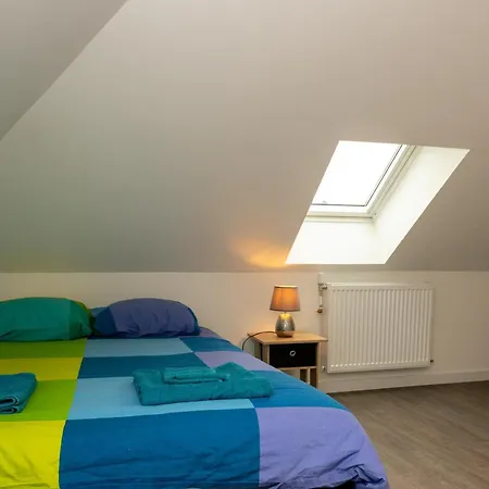 Apartment T5 *