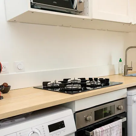 Apartment T5 *